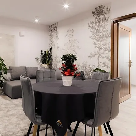Royal & Zakopane-cyrhla Apartament Zakopane